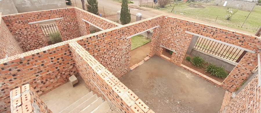 2 Bedroom Property for Sale in Botshabelo Free State